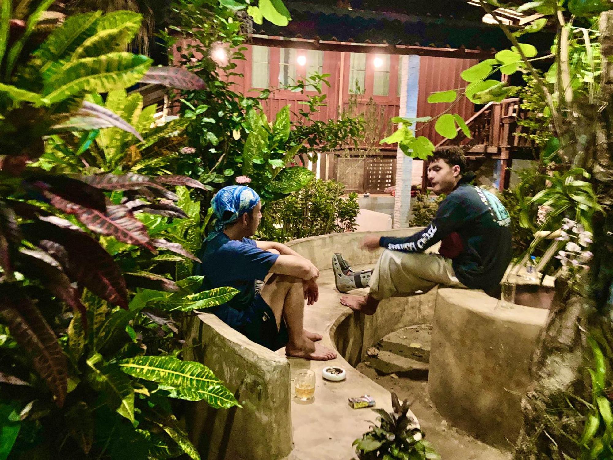 パーイ Easy Houseホステル エクステリア 写真